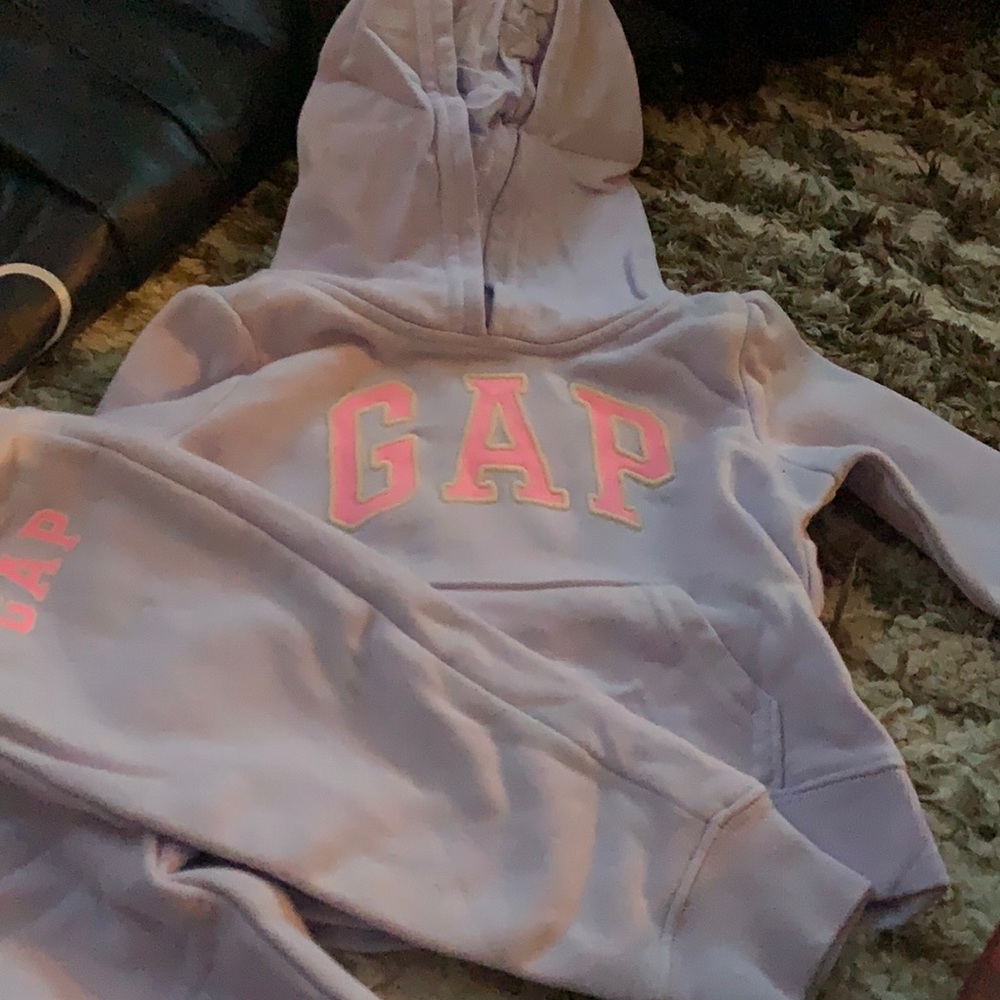 Baby girl gap jogging suit wore once